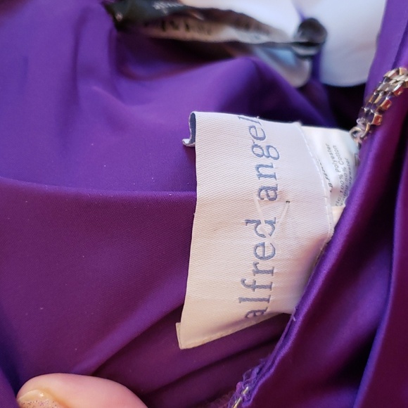 FORMAL DRESS - Picture 10 of 13